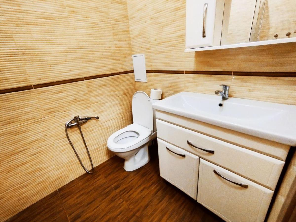 1-Bedroom Apartment Near The Sea Odesa Exterior photo